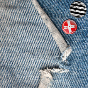 亚洲AV无码第一页
